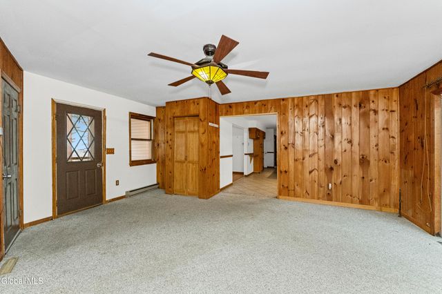 37 Deer Cliff Road, New Scotland, NY 12186