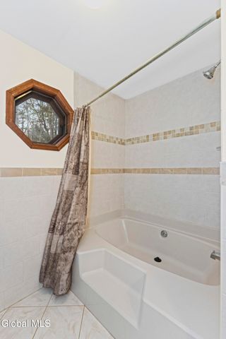 37 Deer Cliff Road, New Scotland, NY 12186