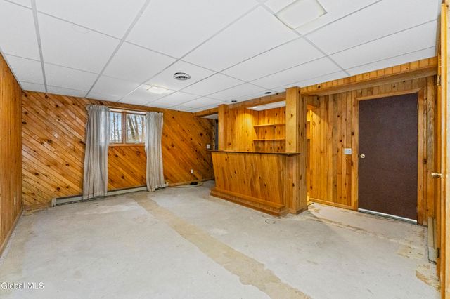 37 Deer Cliff Road, New Scotland, NY 12186