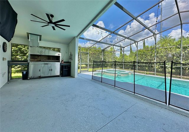 834 OLD BRIDGE CIRCLE, Davenport, FL 33897