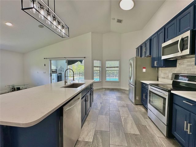 834 OLD BRIDGE CIRCLE, Davenport, FL 33897