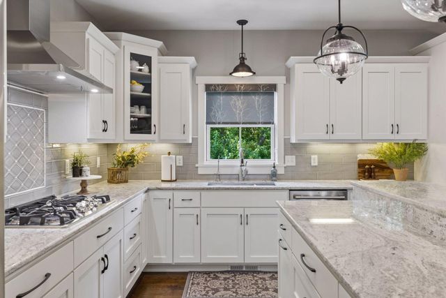 234 Rutherford Road, Stillwater, MN 55082