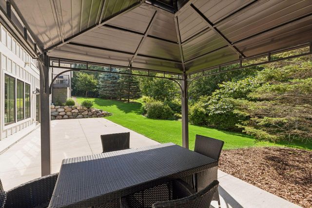 234 Rutherford Road, Stillwater, MN 55082