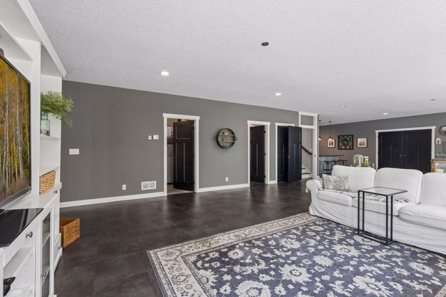 234 Rutherford Road, Stillwater, MN 55082