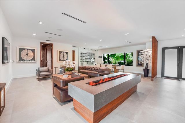 60 Shore Drive W, Miami, FL 33133