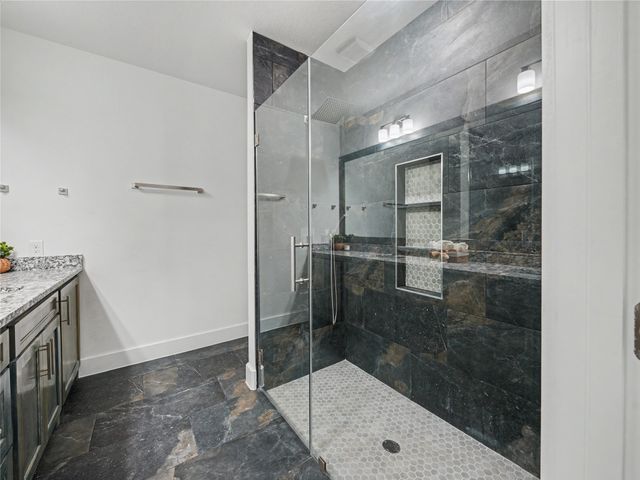821 S Ayers Avenue, Fort Worth, TX 76103