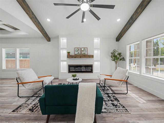 821 S Ayers Avenue, Fort Worth, TX 76103