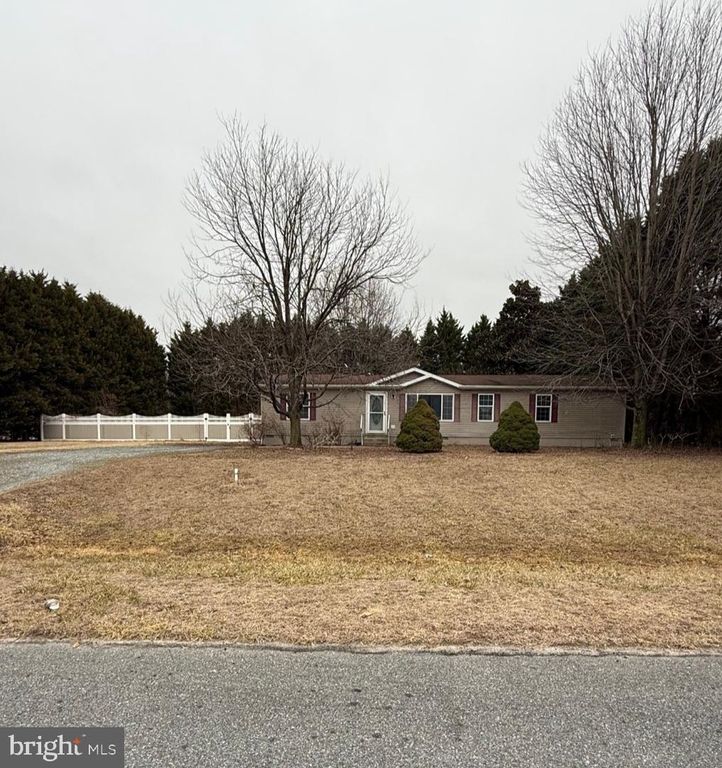 21 CEDAR CREST LN, Harrington, DE 19952