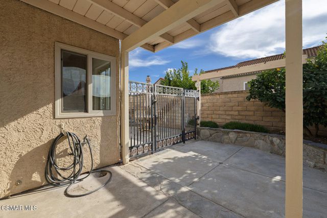 15494 Kernvale Avenue, Moorpark, CA 93021