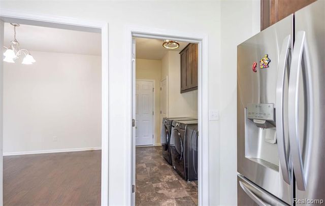 28293 Verona Drive Drive, Novi, MI 48377