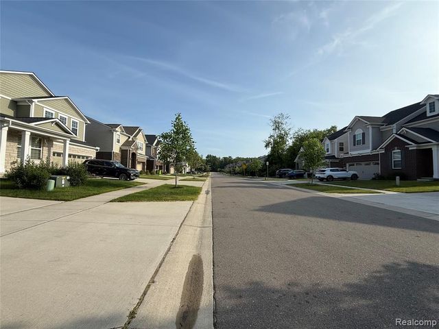 28293 Verona Drive Drive, Novi, MI 48377