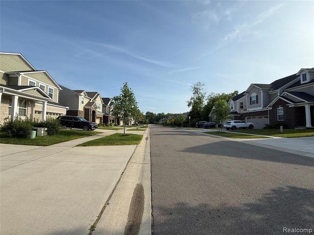 28293 Verona Drive Drive, Novi, MI 48377