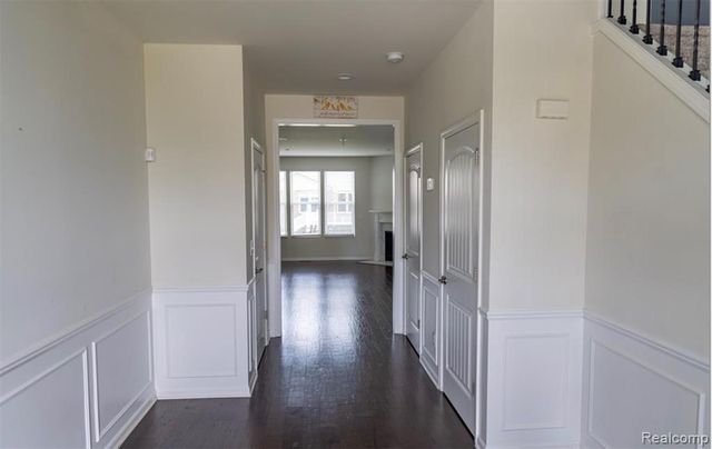 28293 Verona Drive Drive, Novi, MI 48377