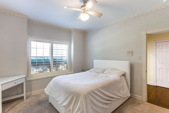 6609 Hollytree Cir, Tyler, TX 75703