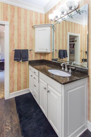 6609 Hollytree Cir, Tyler, TX 75703
