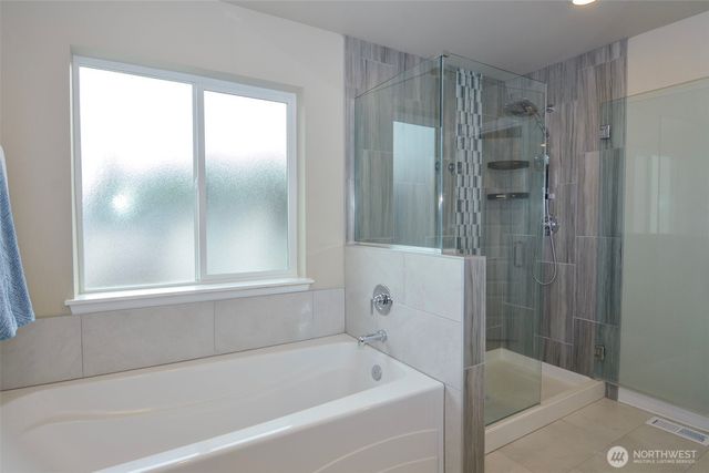 12926 178th Street Ct E, Puyallup, WA 98374