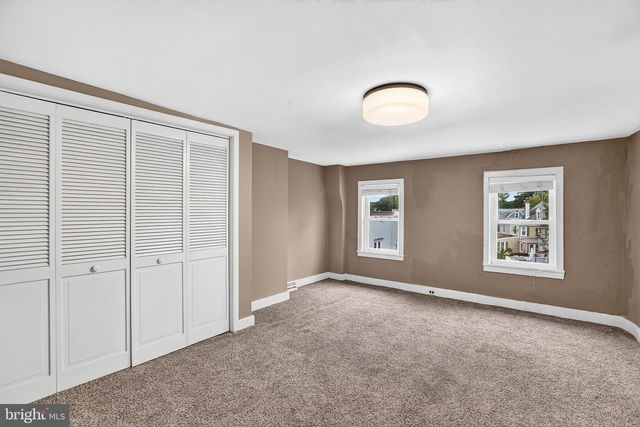 19 CROSSWICKS ST, Bordentown, NJ 08505