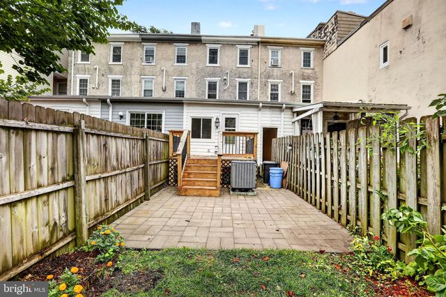 19 CROSSWICKS ST, Bordentown, NJ 08505