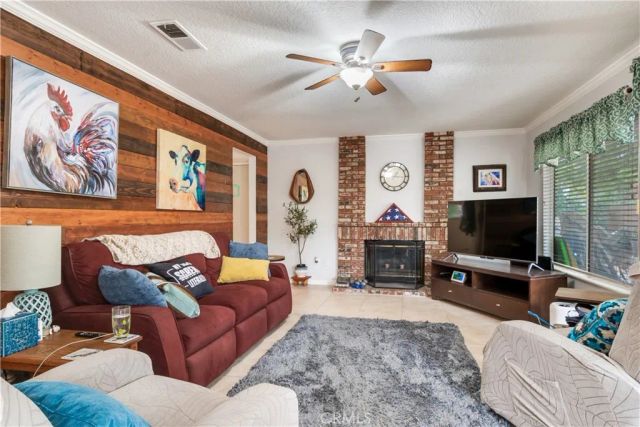 1617 Waterford, Redlands, CA 92374