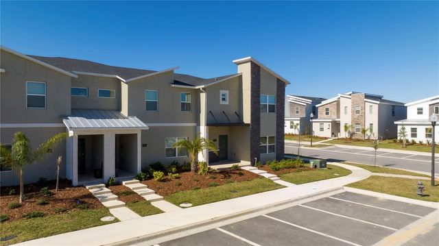 952 LEADER STREET, Davenport, FL 33896