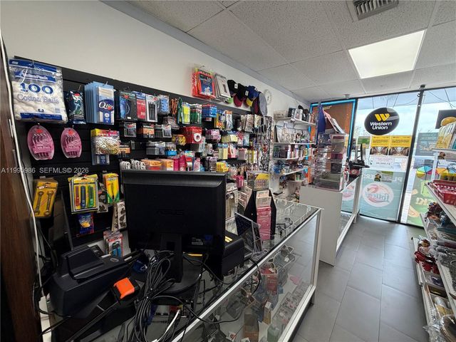GROCERY STORE Grocery Store For Sale, Miami, FL 33155