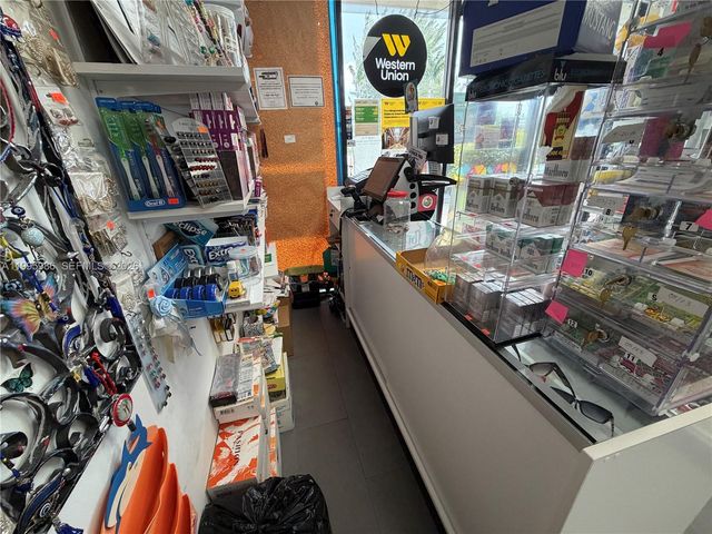 GROCERY STORE Grocery Store For Sale, Miami, FL 33155