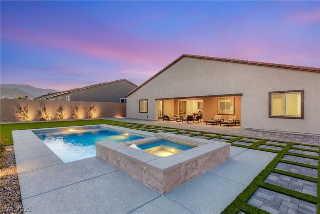 9527 New Discovery Avenue, Las Vegas, NV 89149