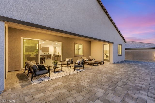 9527 New Discovery Avenue, Las Vegas, NV 89149