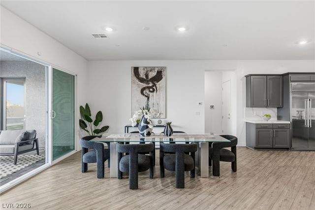 9527 New Discovery Avenue, Las Vegas, NV 89149