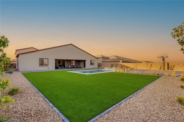 9527 New Discovery Avenue, Las Vegas, NV 89149