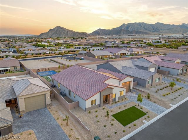 9527 New Discovery Avenue, Las Vegas, NV 89149
