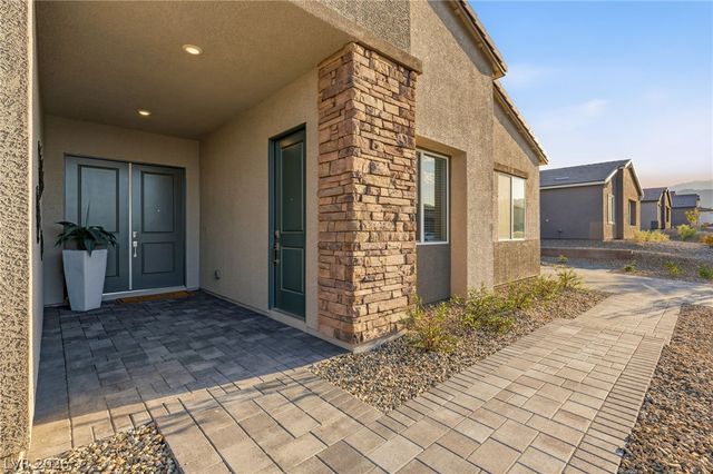 9527 New Discovery Avenue, Las Vegas, NV 89149