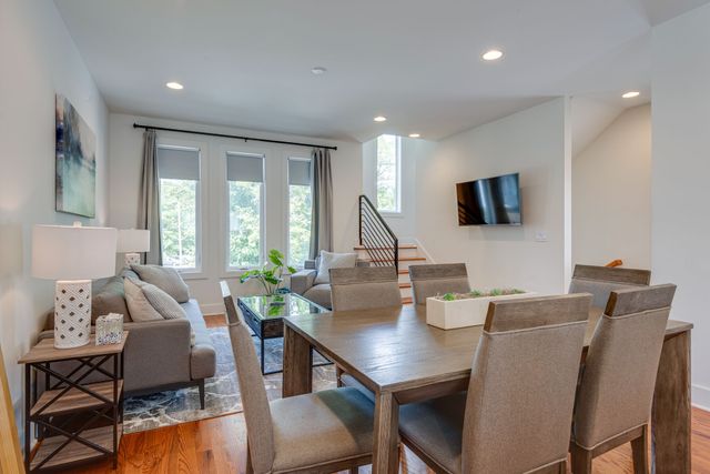 1111 Baptist World Center Dr Apt 9, Nashville, TN 37207