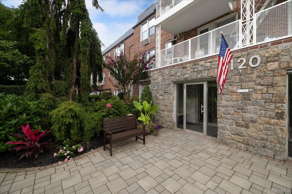 120 Morris Avenue C9, Rockville Centre, NY 11570 — photo 4