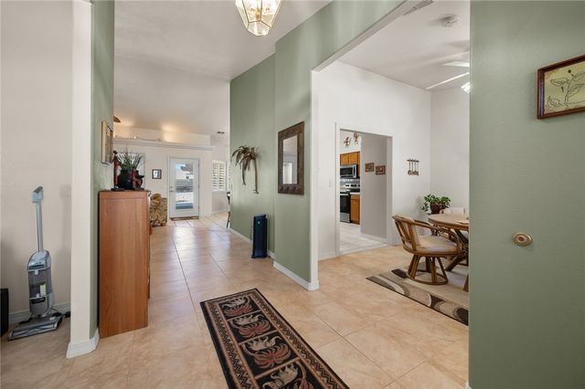 2836 Mountain Trail Road, Kingman, AZ 86401