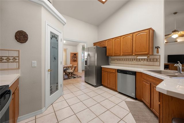 2836 Mountain Trail Road, Kingman, AZ 86401