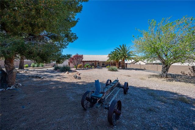 2836 Mountain Trail Road, Kingman, AZ 86401