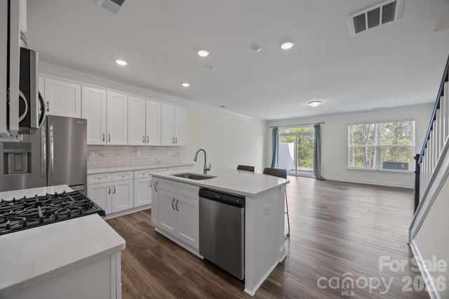 3950 Rothwood Lane, Harrisburg, NC 28075