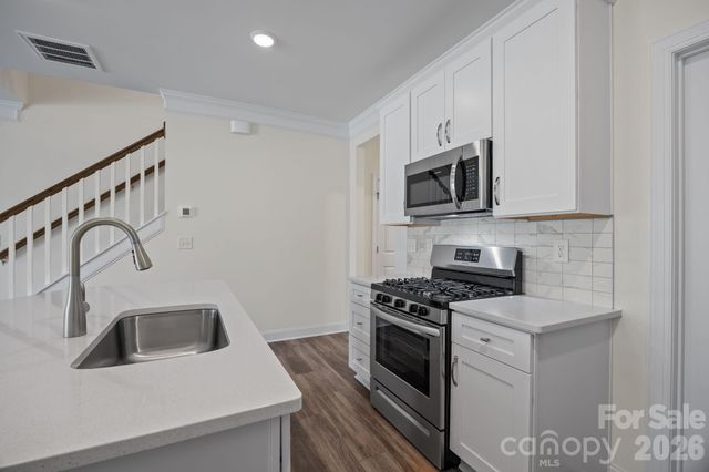 3950 Rothwood Lane, Harrisburg, NC 28075