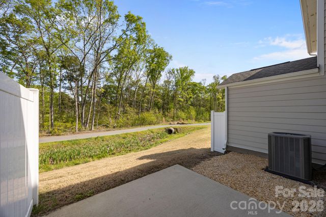 3950 Rothwood Lane, Harrisburg, NC 28075