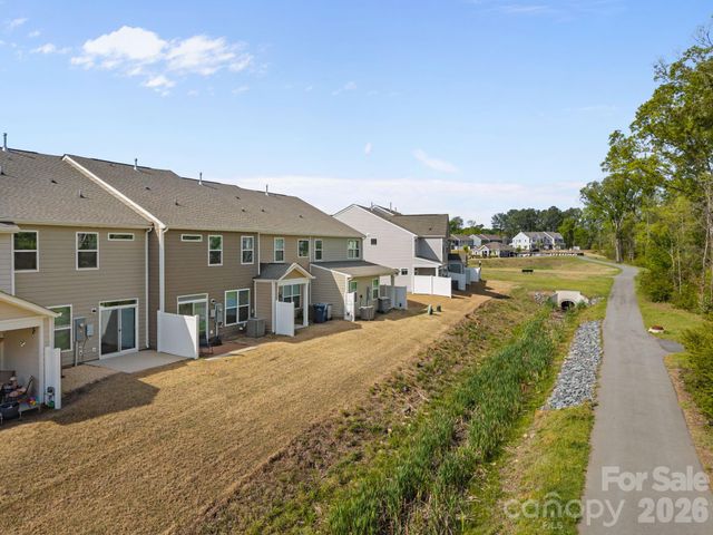 3950 Rothwood Lane, Harrisburg, NC 28075