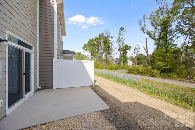 3950 Rothwood Lane, Harrisburg, NC 28075