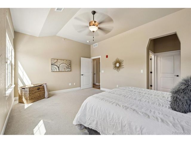 1379 Charles Dr D-D5, Longmont, CO 80503