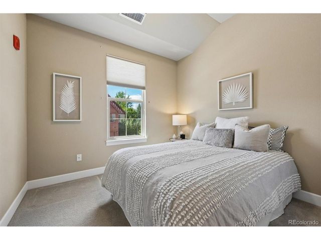 1379 Charles Dr D-D5, Longmont, CO 80503