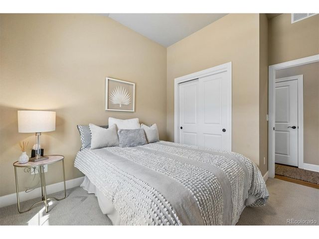 1379 Charles Dr D-D5, Longmont, CO 80503