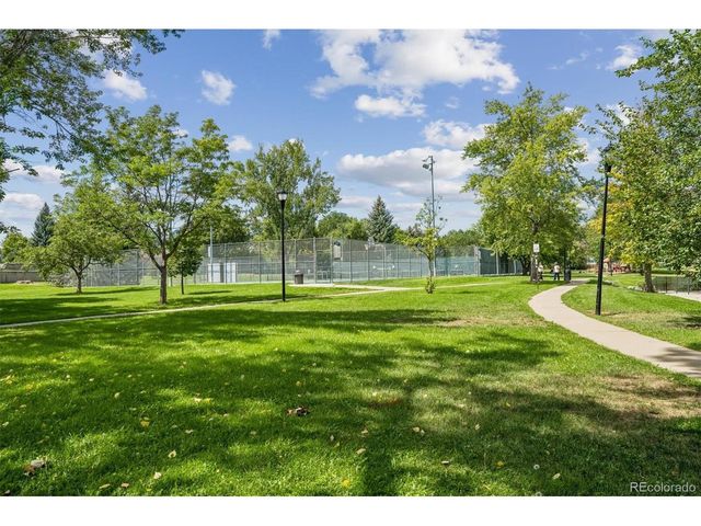 1379 Charles Dr D-D5, Longmont, CO 80503