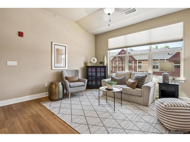 1379 Charles Dr D-D5, Longmont, CO 80503