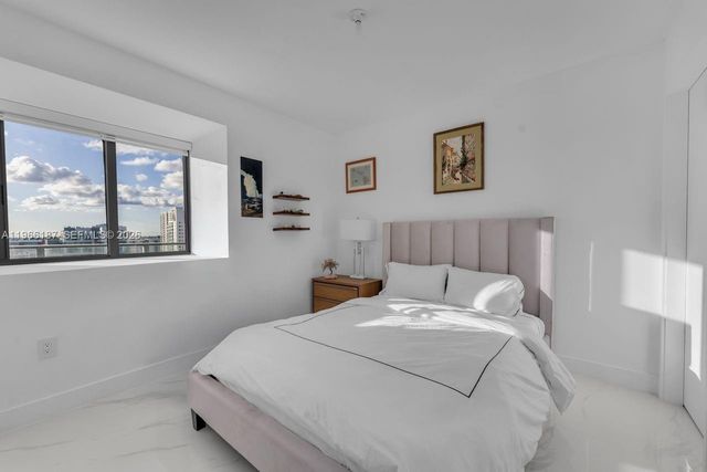 700 NE 24th St 1405, Miami, FL 33137