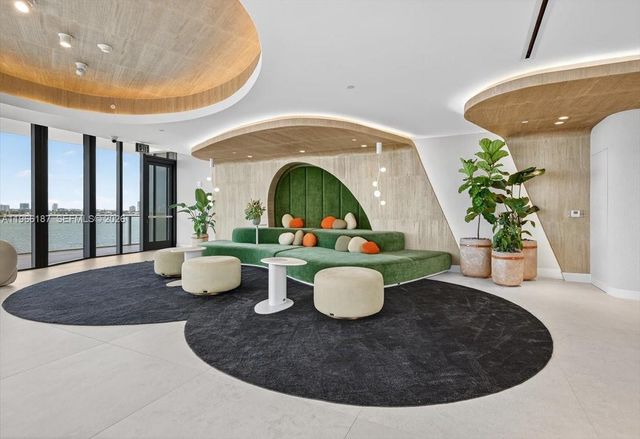 700 NE 24th St 1405, Miami, FL 33137