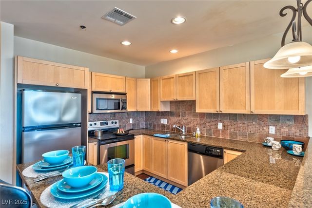 2405 West Serene Avenue 703, Las Vegas, NV 89123